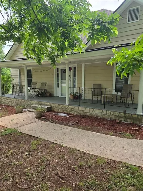2863 Maysville Rd, Commerce, GA 30529