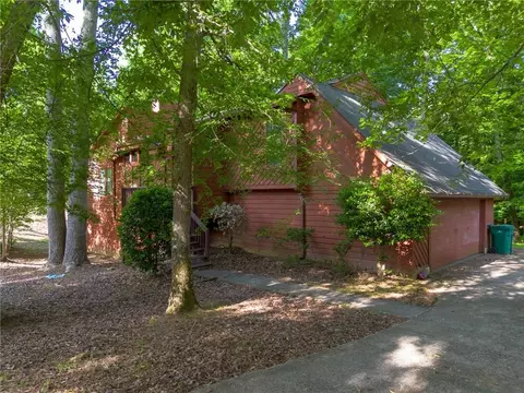 4477 Pine Hill Ter NE, Marietta, GA 30066