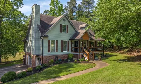 9001 E Carroll Rd E, Winston, GA 30187