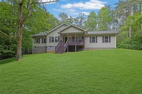 16 Allatoona Woods Trl SE, Acworth, GA 30102