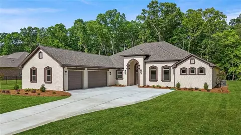 2531 Ebenezer Rd, Conyers, GA 30094