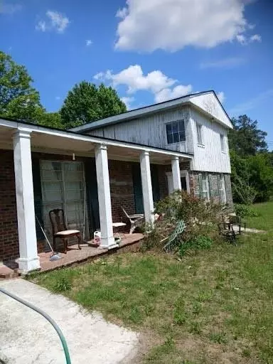 7031 Bethel Church Rd, Lizella, GA 31052