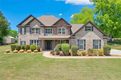 209 Enfield Ln, Mcdonough, GA 30252