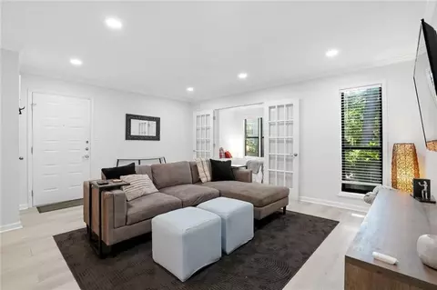 709 Summit North Dr NE #709, Atlanta, GA 30324