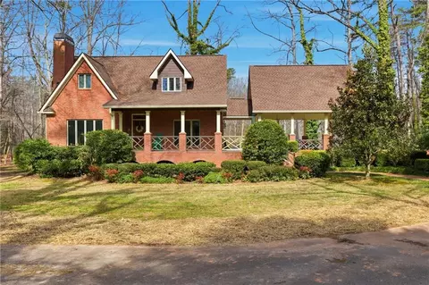 151 Ivy St, Demorest, GA 30535