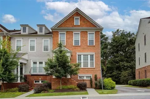 2166 Weldonberry Dr NE, Atlanta, GA 30319