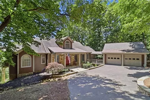 1837 Ridgeview Dr, Big Canoe, GA 30143