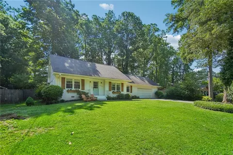 1691 Sterling Trl SW, Marietta, GA 30008