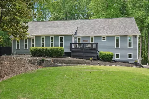 3334 Pebble Hill Dr, Marietta, GA 30062