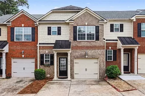 4828 Chaucery Ln, Norcross, GA 30071