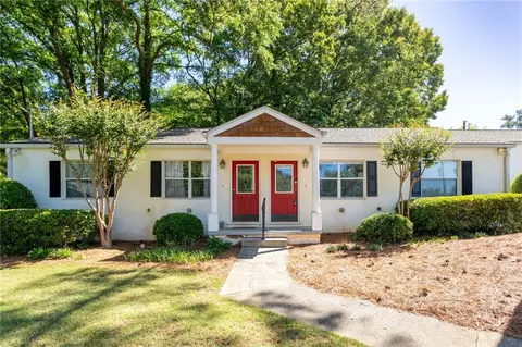 1530 Stone Gate Ln SE, Atlanta, GA 30317