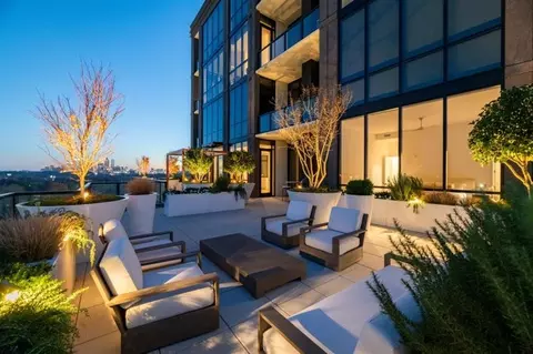2425 Peachtree Rd NE #1503, Atlanta, GA 30305