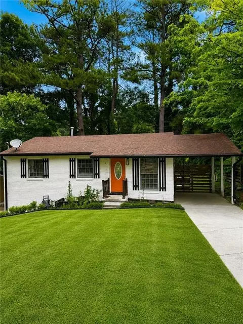 437 Fairlock Ln, Atlanta, GA 30331