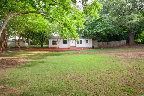189 Prospect St, Roswell, GA 30075