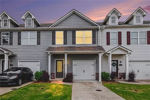 3732 Acorn Dr, Oakwood, GA 30566