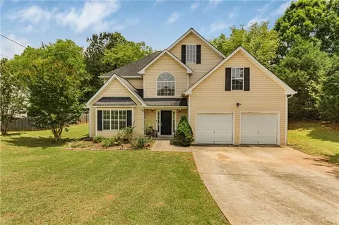 4001 English Valley Dr, Ellenwood, GA 30294