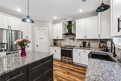Kitchen - 3656 Eagle View Way, Monroe, GA 30655 photo 2 of 6