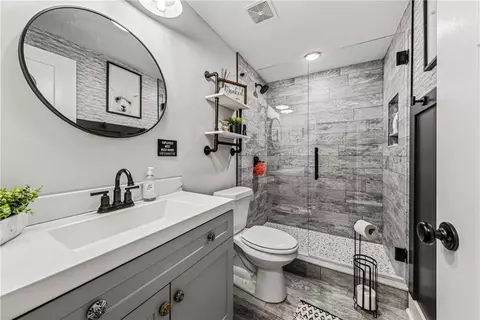 Bath - 3656 Eagle View Way, Monroe, GA 30655 photo 8 of 8