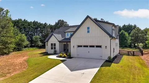 Exterior - 61 Caden Ln, Athens, GA 30607 photo 2 of 10