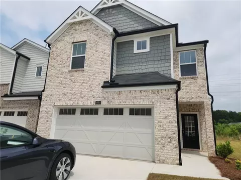 1050 Sunny Lake Dr, Lawrenceville, GA 30043