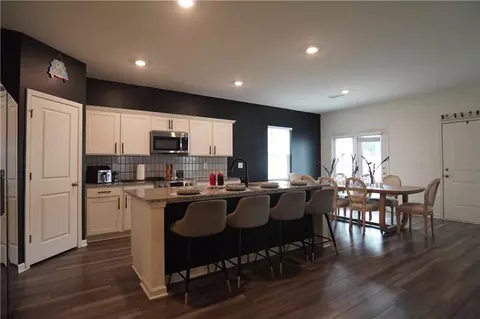 Kitchen - 28 Elmarry Ln, Bethlehem, GA 30620 photo 2 of 3