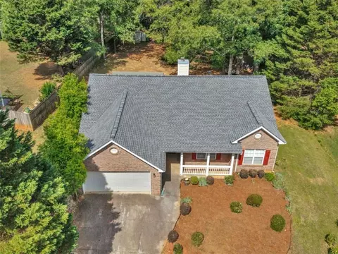 75 Pebble Dr, Covington, GA 30016 photo 2