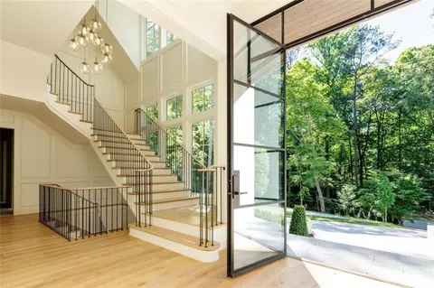3563 Northside Dr NW, Atlanta, GA 30305