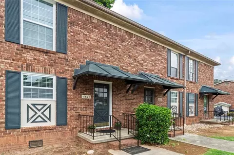 5621 Kingsport Dr NE, Sandy Springs, GA 30342