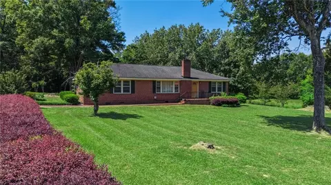 126 Jones St, Summerville, GA 30747
