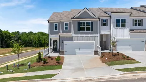 1797 Meadow Green Cir, Gainesville, GA 30501