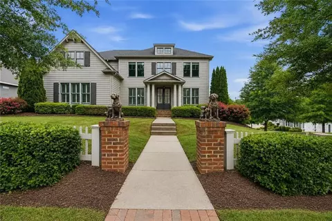 4010 Pinebrook Cir, Cumming, GA 30028