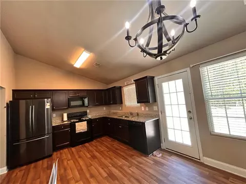Kitchen - 94 Heather Ln, Commerce, GA 30529 photo 1 of 2