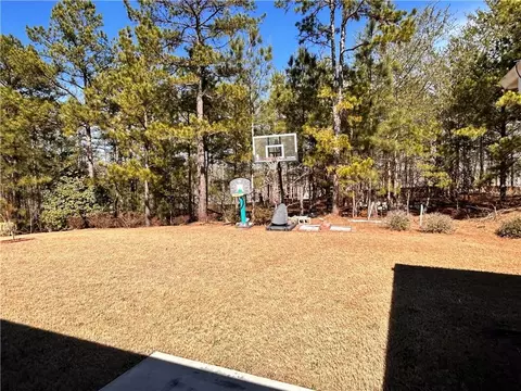 Exterior - 94 Heather Ln, Commerce, GA 30529 photo 8 of 10