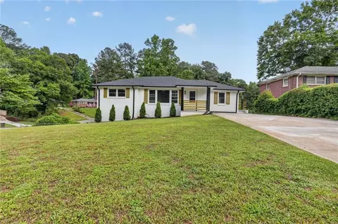 3081 Glendale Ct, Decatur, GA 30032