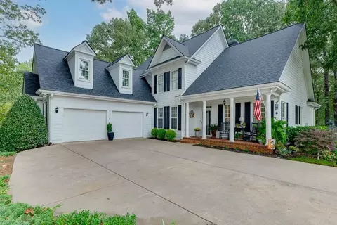 9315 Spinnaker Ln, Gainesville, GA 30506