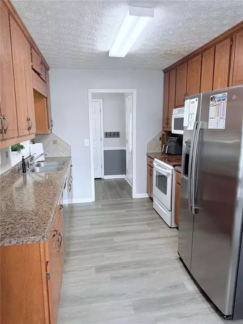 1313 Crestview Rd, Winder, GA 30680 photo 6