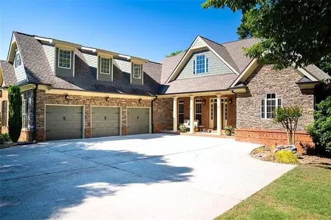 2222 Nillville Dr, Buford, GA 30519