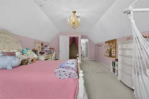 Bedroom - 2462 Oak Bluff Dr, Dacula, GA 30019 photo 10 of 13
