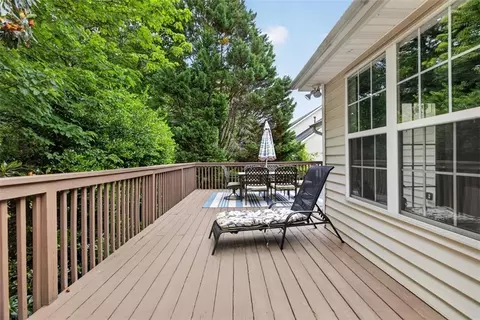 Exterior - 2462 Oak Bluff Dr, Dacula, GA 30019 photo 5 of 6