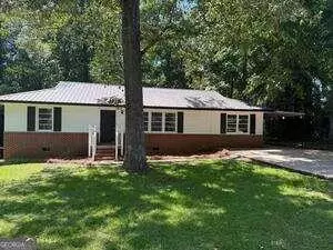 105 Dogwood Dr, Lagrange, GA 30241