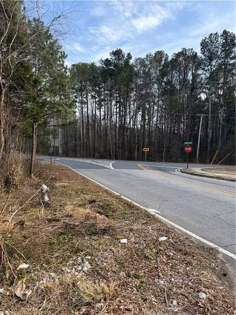 2040 Hurt Rd SW, Marietta, GA 30008