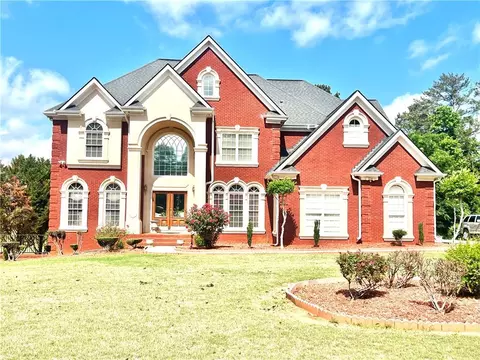215 Fox Glove Dr, Covington, GA 30016