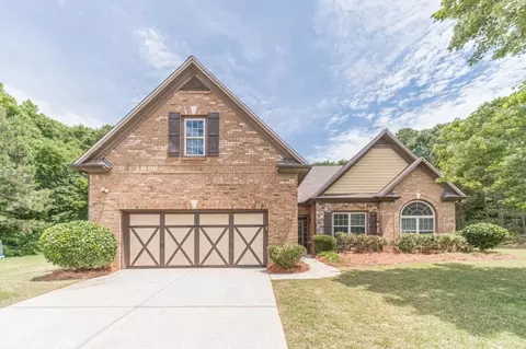 997 Spanish Moss Trl, Loganville, GA 30052