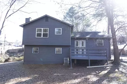 2761 Rockdale Dr, Decatur, GA 30034