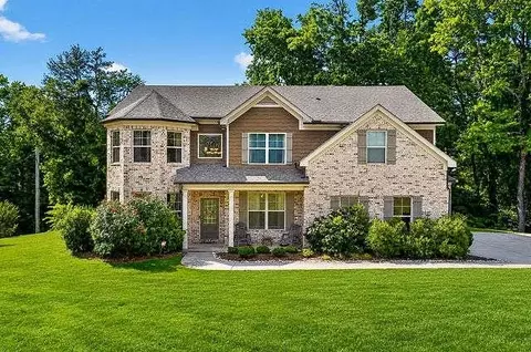 717 Craig Dr, Lawrenceville, GA 30046