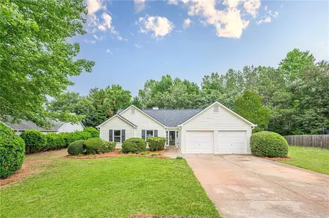 3002 Lake Park Trl, Acworth, GA 30101