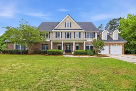 4337 Mountain View Rd, Oakwood, GA 30566