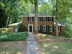 7195 Hunters Branch Dr, Atlanta, GA 30328