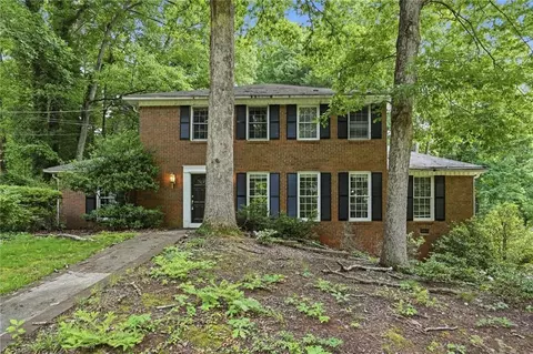 7195 Hunters Branch Dr, Atlanta, GA 30328