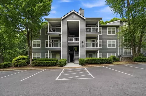 1204 Santa Fe Pkwy #R, Atlanta, GA 30350